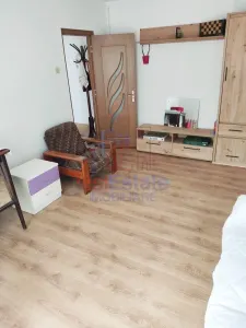 Apartament 3 camere, etaj 1, centrala proprie, 51 mp - Dacia - foto 3
