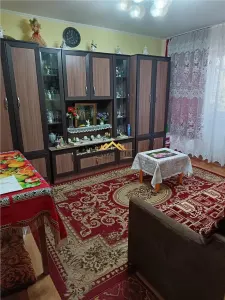 APARTAMENT 2 CAMERE - TRATORIA - Botosani