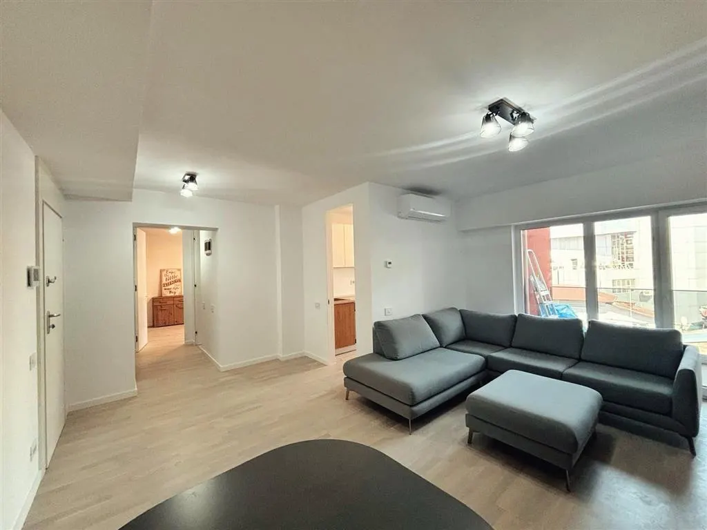 Inchiriere apartament 2 camere, bloc 2025, zona Ultracentrala - foto 3