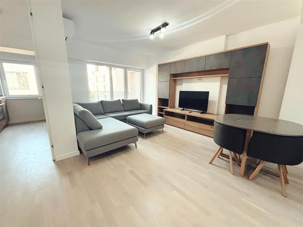Inchiriere apartament 2 camere, bloc 2025, zona Ultracentrala - foto 6