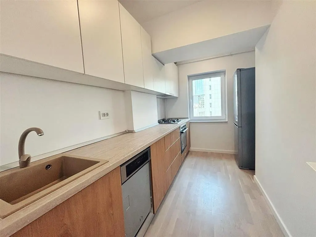 Inchiriere apartament 2 camere, bloc 2025, zona Ultracentrala - foto 7