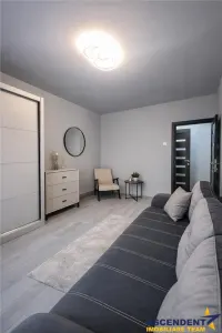 Garsoniera la prima inchiriere, etaj1, mobilata, echipata, Tractorul, Brasov - foto 4