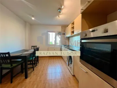 Apartament 2 camere , zona Republicii , Mihai Viteazu , Ploiesti - foto 4