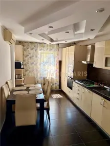 Apartament 3 camere - zona Moldovei - Baia Mare