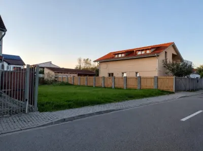 Teren - Timisoara - Toate utilitatile + str. asfaltata - Timisoara