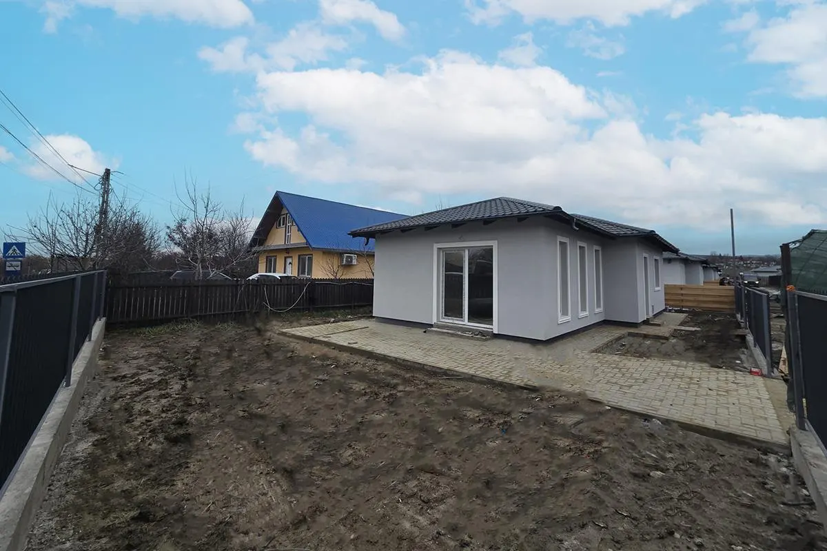 Capat CUG Casa single 3 camere Lunca Cetatuii - foto 2