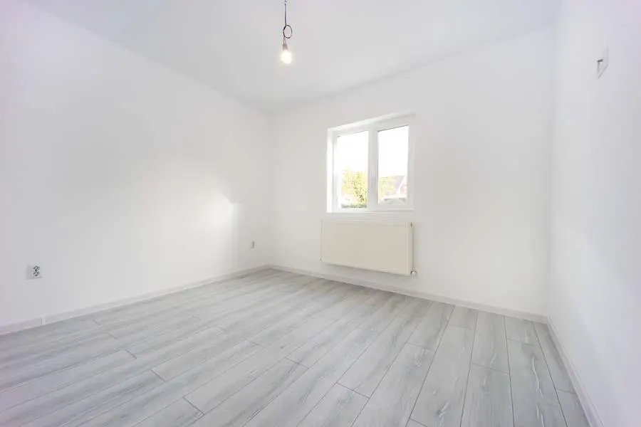Capat CUG Casa single 3 camere Lunca Cetatuii - foto 6