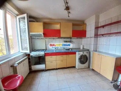 Inchiriere apartament 2 camere Romancierilor - foto 2