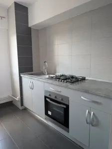 Apartament 2 Camere Decomandat, 2 Balcoane, A. Panu â€“ Lângă Hotel Hilton & Hala Centrală - foto 5
