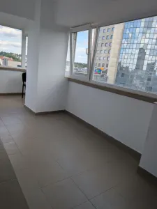 Apartament 2 Camere Decomandat, 2 Balcoane, A. Panu â€“ Lângă Hotel Hilton & Hala Centrală - foto 6