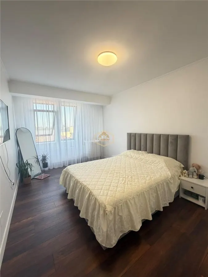 Etaj III | Apartament spatios cu 3 camere - 86 mÂ² | Parcare proprie - foto 13