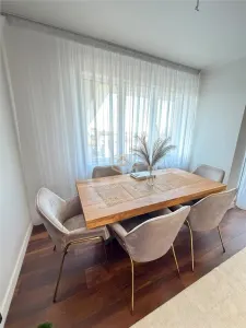 Etaj III | Apartament spatios cu 3 camere - 86 mÂ² | Parcare proprie - foto 4