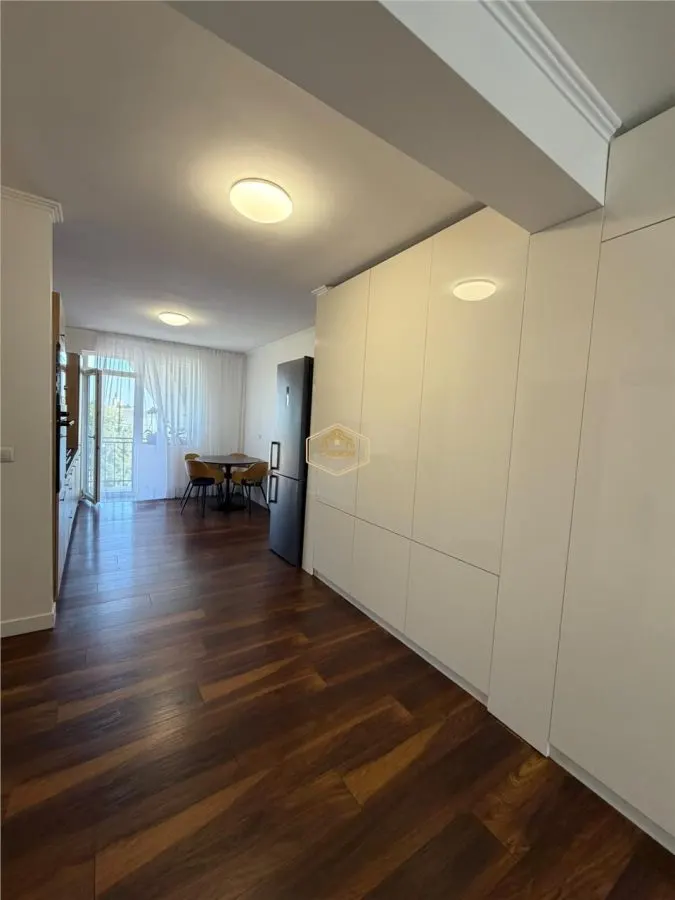 Etaj III | Apartament spatios cu 3 camere - 86 mÂ² | Parcare proprie - foto 9