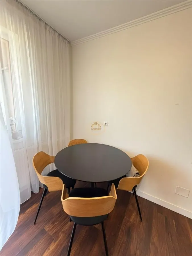 Etaj III | Apartament spatios cu 3 camere - 86 mÂ² | Parcare proprie - foto 10