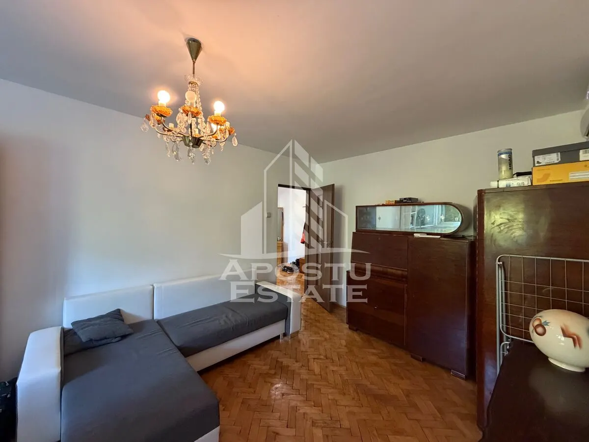 Apartament cu 2 camere de vanzare,decomandat ,Zona Aradului,Timisoara - foto 1