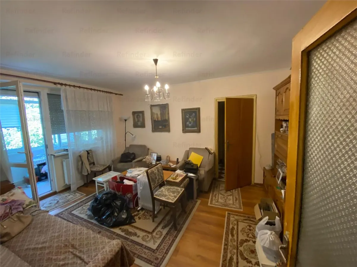 Vanzare apartament 3 camere | Sos Mihai Bravu - Maior Coravu | etaj 2 | bloc 1970 reabilitat | pozitie foarte bună | - foto 1