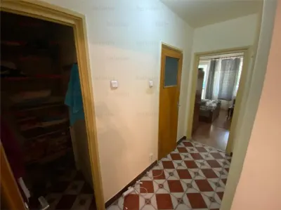 Vanzare apartament 3 camere | Sos Mihai Bravu - Maior Coravu | etaj 2 | bloc 1970 reabilitat | pozitie foarte bună | - foto 7