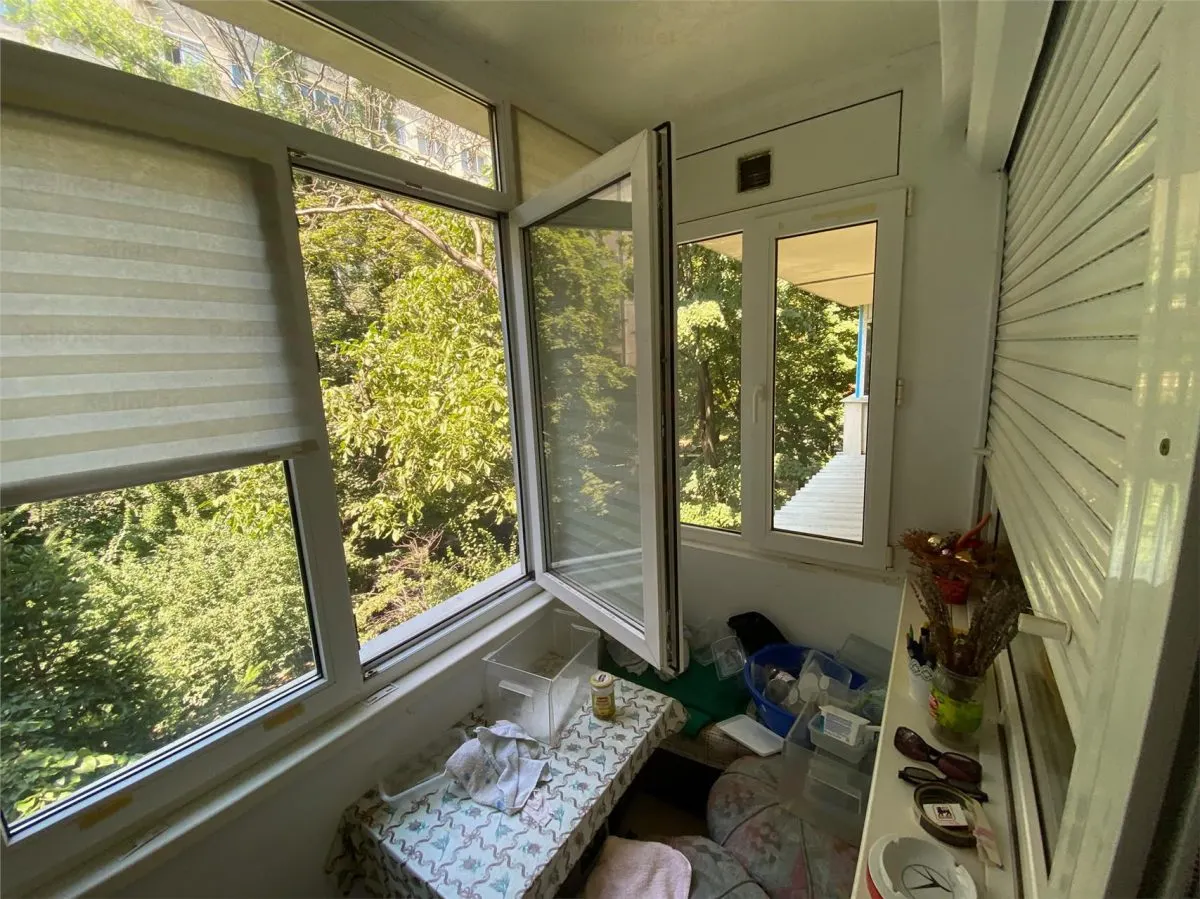 Vanzare apartament 3 camere | Sos Mihai Bravu - Maior Coravu | etaj 2 | bloc 1970 reabilitat | pozitie foarte bună | - foto 8