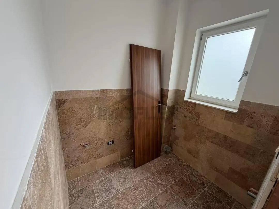 Casa insiruita de vanzare in Giroc, zona centrala, comision 0% - foto 6
