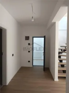 Apartament exclusivist de tip Penthouse cu 4 camere si finisaje premium in Giroc, Comision 0% - foto 2