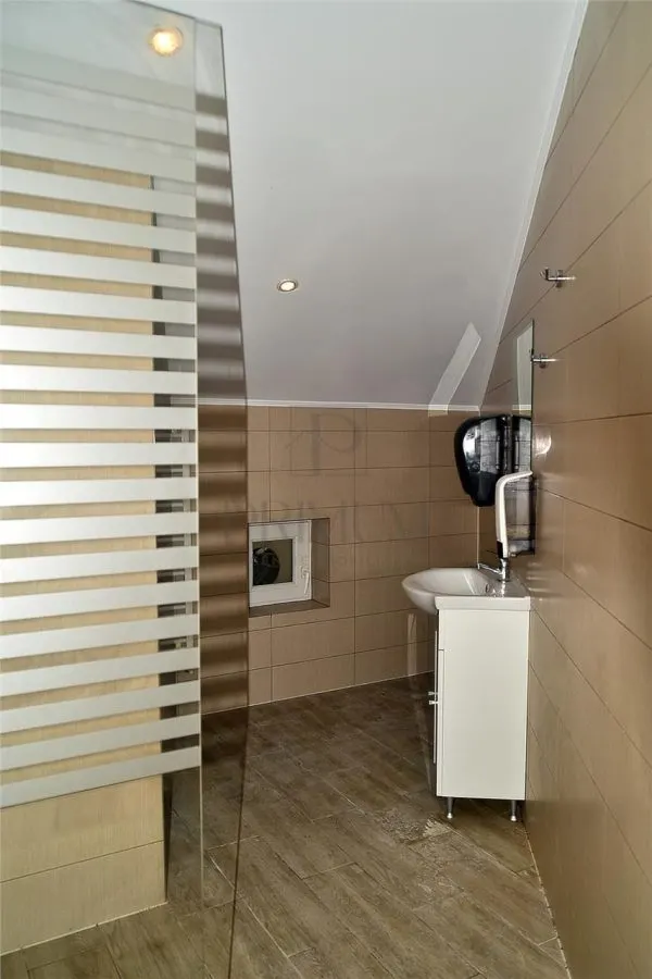 SAD - mansarda - 120 mp - climatizare - zona excelenta - foto 17