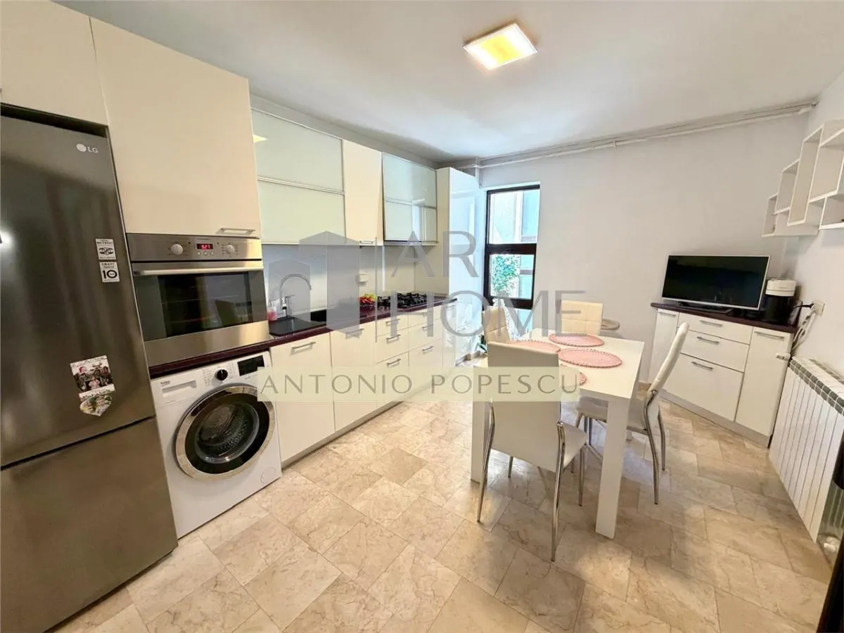 Apartament 3 camere, parcare subterana, Ploiesti, ultracentral - foto 6