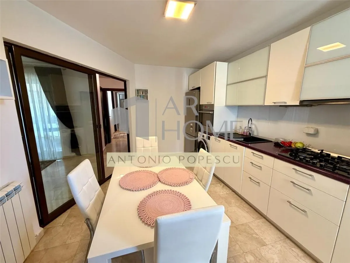 Apartament 3 camere, parcare subterana, Ploiesti, ultracentral - foto 8