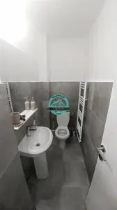 Apartament de inchiriat 3 camere in Cornisa la 5 minute de UMF - foto 7