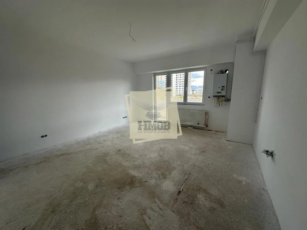 Apartament 3 camere etaj 3 cu balcon zona bd. Mihai Viteazu - foto 1