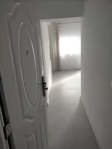 Apartament 2 Camere cu  Loc de parcare - Zona Cug - foto 3