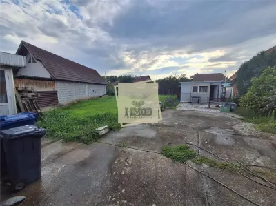 Teren intravilan cu toate utilitatile de 700 mp utili Bungard - foto 5