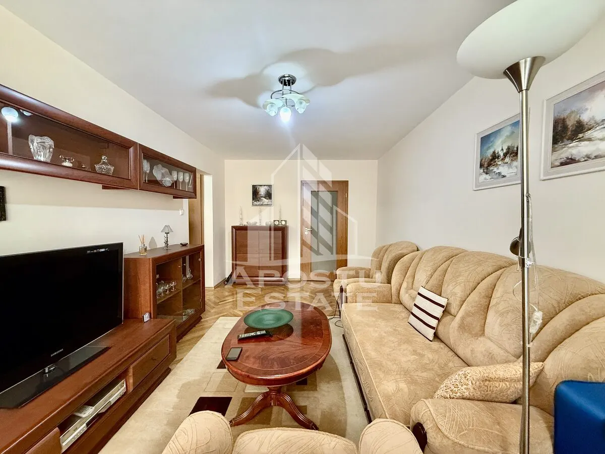 Apartament 3 camere, 2 bai, etaj 1, mobilat, zona Olimpia-Stadion - foto 1