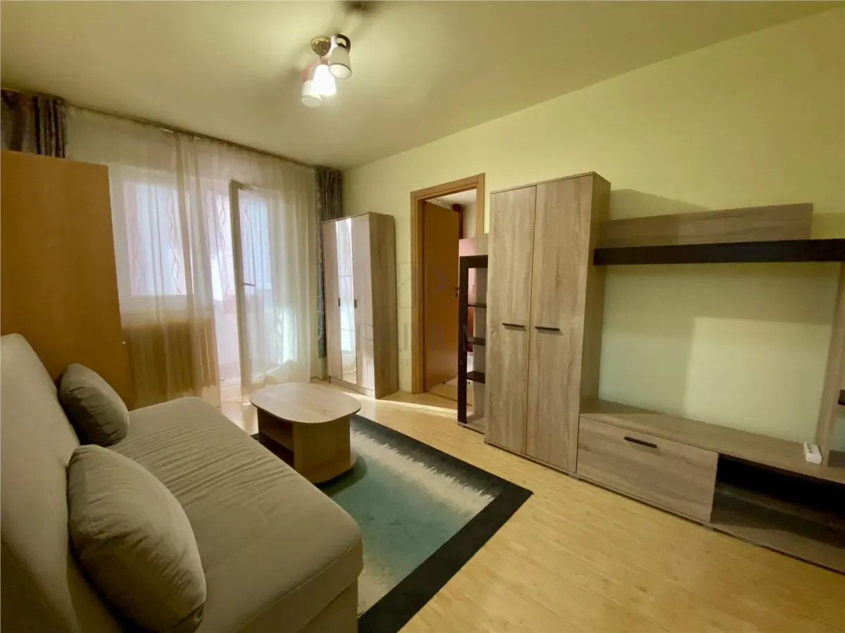 JUDETEAN - 2 CAMERE - ETAJ 1 - foto 3