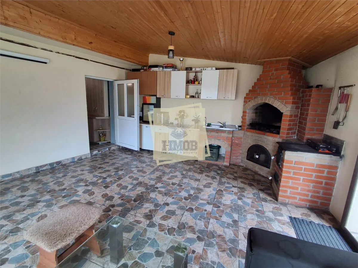 Casa individuala cu 5 camere si terasa inchisa - foto 14