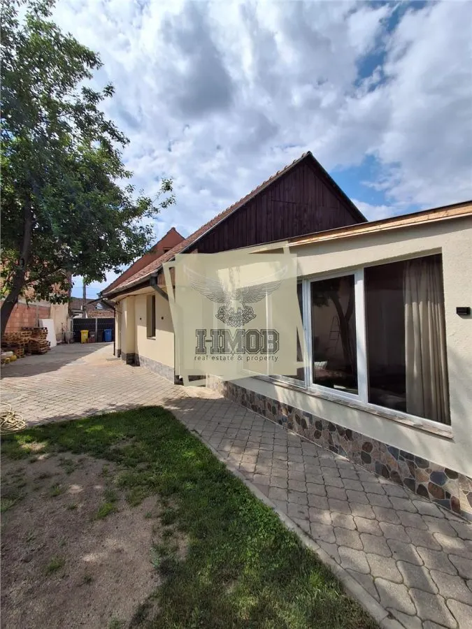 Casa individuala cu 5 camere si terasa inchisa - foto 3