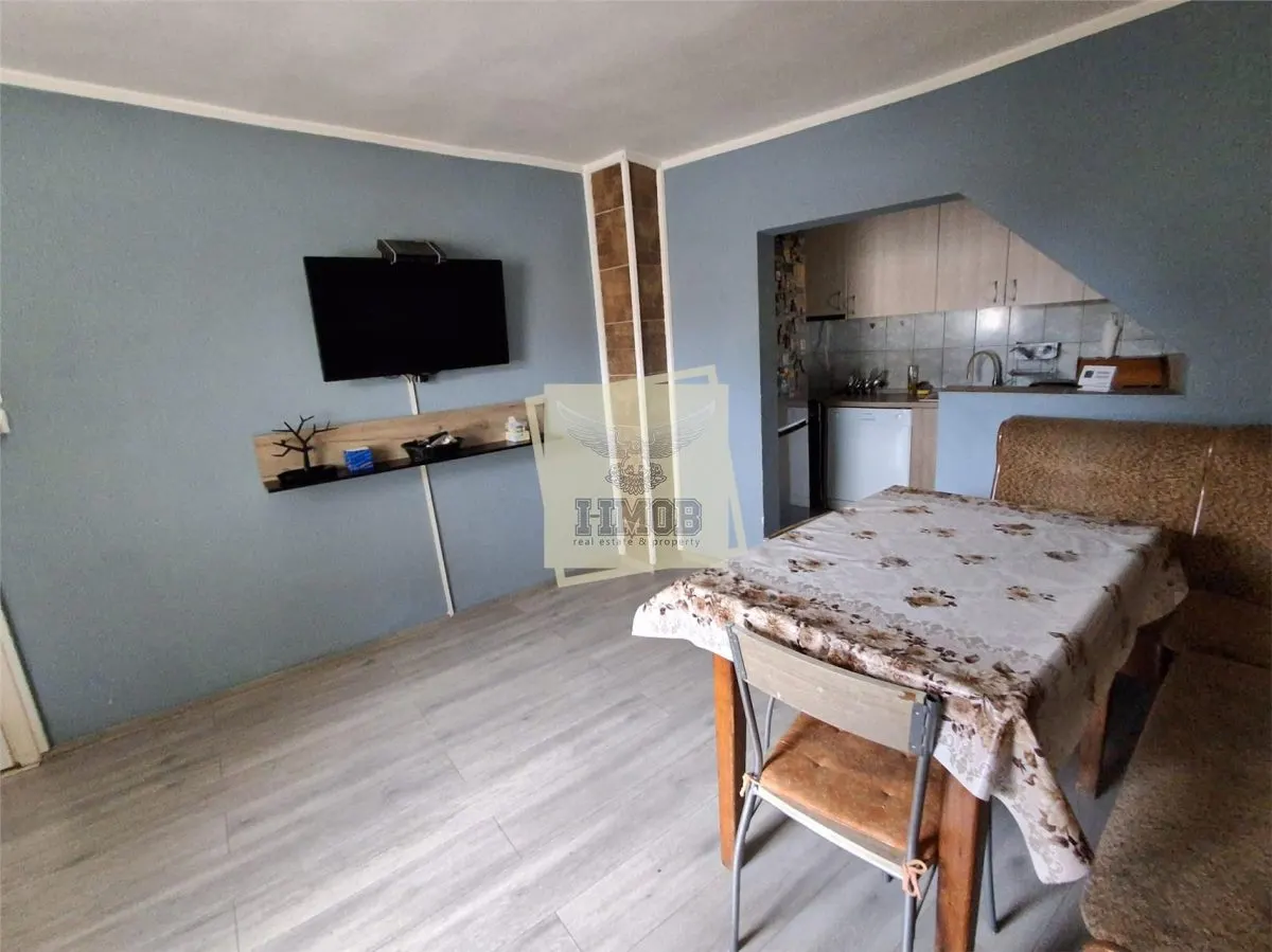 Casa individuala cu 5 camere si terasa inchisa - foto 6