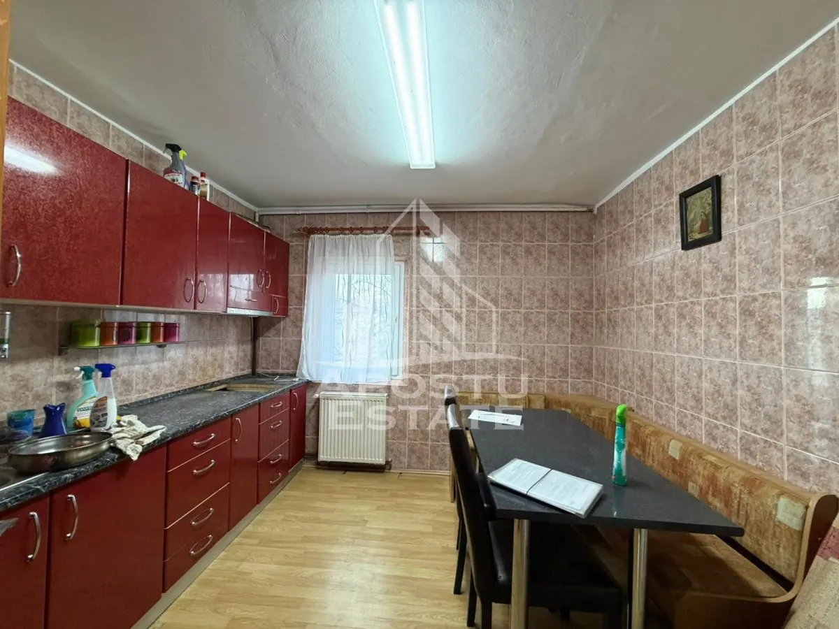 Apartament 3 camere,decomandat,  de vanzare, Soarelui, Timisoara - foto 11