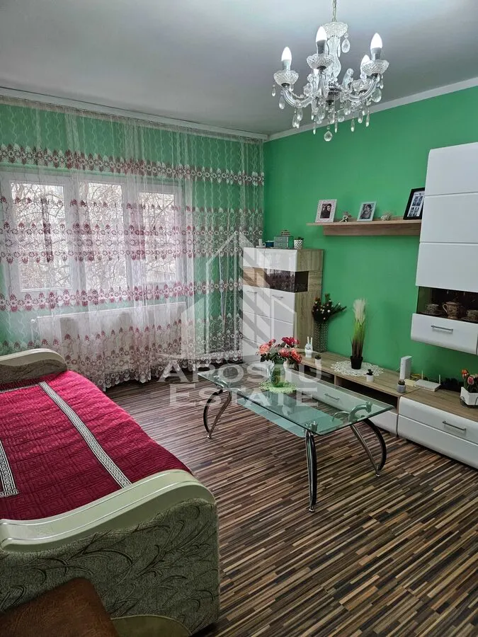 Apartament cu 3 camere,2 bai,semidecomadat,centrala proprie, Girocului - foto 4