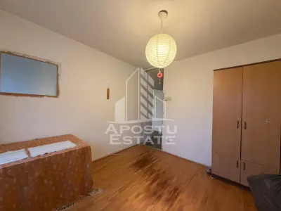 Apartament cu 2 camere, decomandat, centrala proprie, zona Soarelui - foto 2