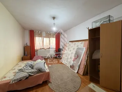 Apartament cu 2 camere, decomandat, centrala proprie, zona Soarelui - foto 5