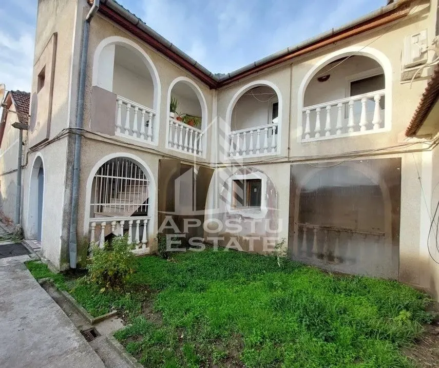Casa individuala, cu 12 camere,5 bai, acces auto, teren 642, Girocului - foto 15
