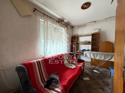 Casa individuala, cu 12 camere,5 bai, acces auto, teren 642, Girocului - foto 3