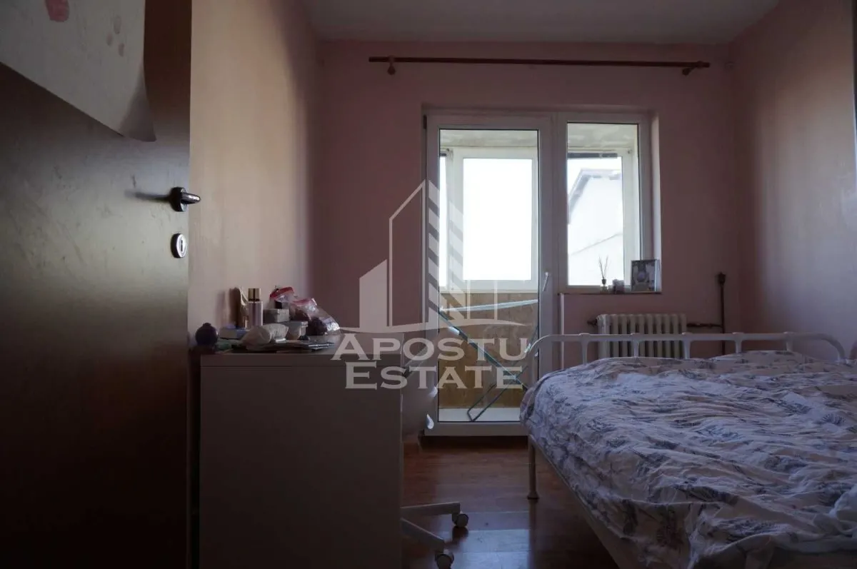 Apartament cu 3 camere, de vanzare, zona Girocului, Timisoara - foto 3