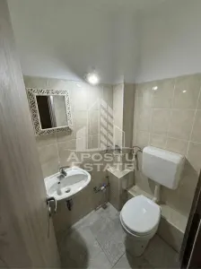 Apartament 3 camere,2 bai, decomandat, renovat, zona Girocului - foto 9