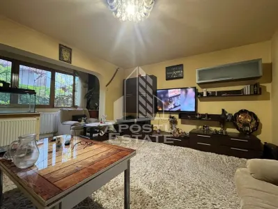Apartament cu 3 camere, 2 bai, 2 balcoane, zona Vladeasa - foto 3