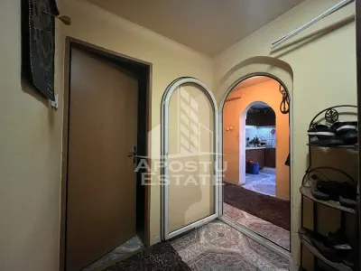 Apartament cu 3 camere, 2 bai, 2 balcoane, zona Vladeasa - foto 8