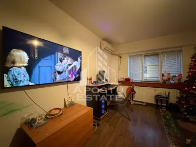 Apartament cu 5 camere, 2 bai, decomandat, centrala zona Girocului - foto 3