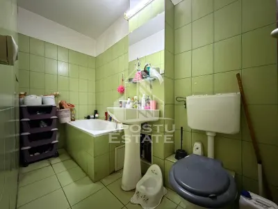 Apartament cu 5 camere, 2 bai, decomandat, centrala zona Girocului - foto 8
