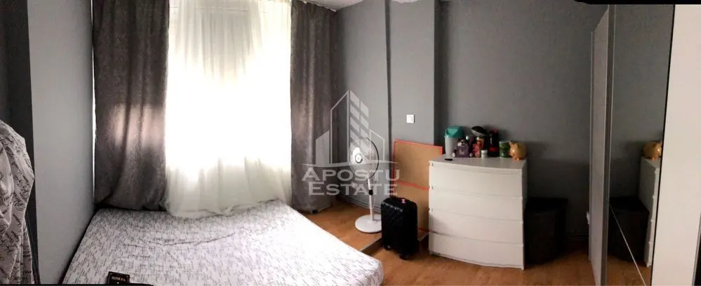 Apartament cu 4 camere, 2 bai, etaj intermediar, zona Soarelui - foto 3