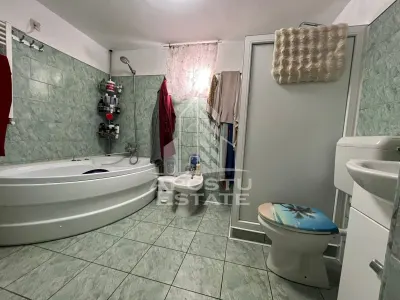 Casa individuala, 4 camere, 2 cai de acces, situata in zona Girocului - foto 8
